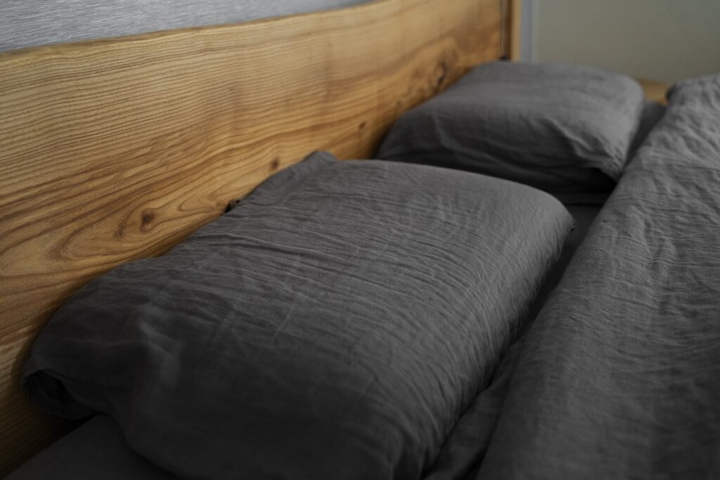 Roupa de cama escura